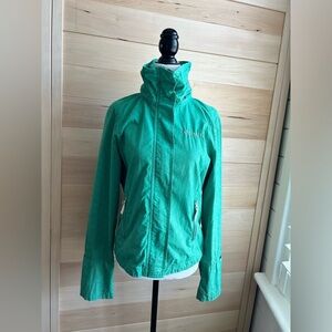 Bench Size Lg,  green, zip up spring jacket with hood and pockets